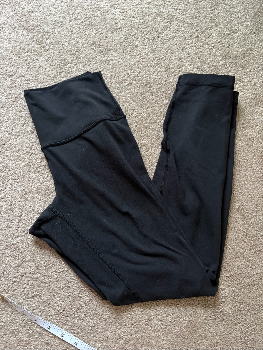 🐞 LULULEMON - Black Size 6 Lululemon Leggings - Flaw